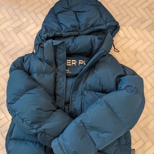 Aritzia super puff shorty